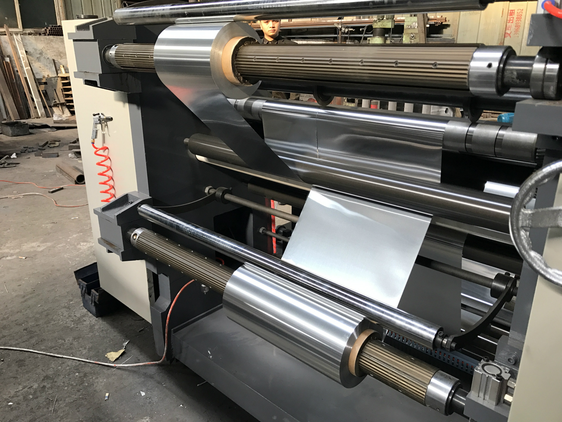 源头厂家制造反光膜分切机tup分条机pvc分切机自动纠偏分条机