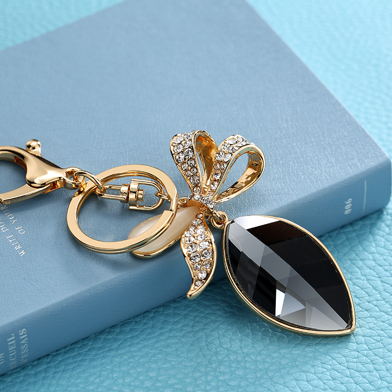 Korean Style New Zinc Alloy Diamond Bow Key Chain Opal Crystal Pendant Elegant Girl Suitcase Ornaments