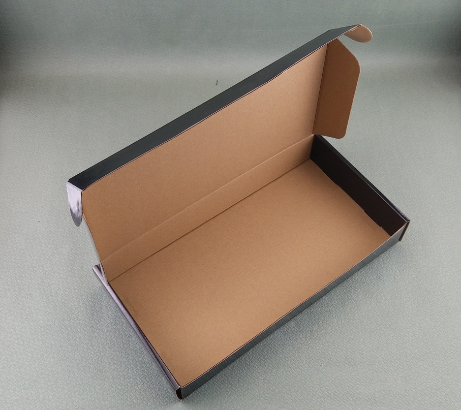 瓦楞纸坑纸彩盒服装包装纸盒子彩色印刷飞机盒包装 印刷厂家生产