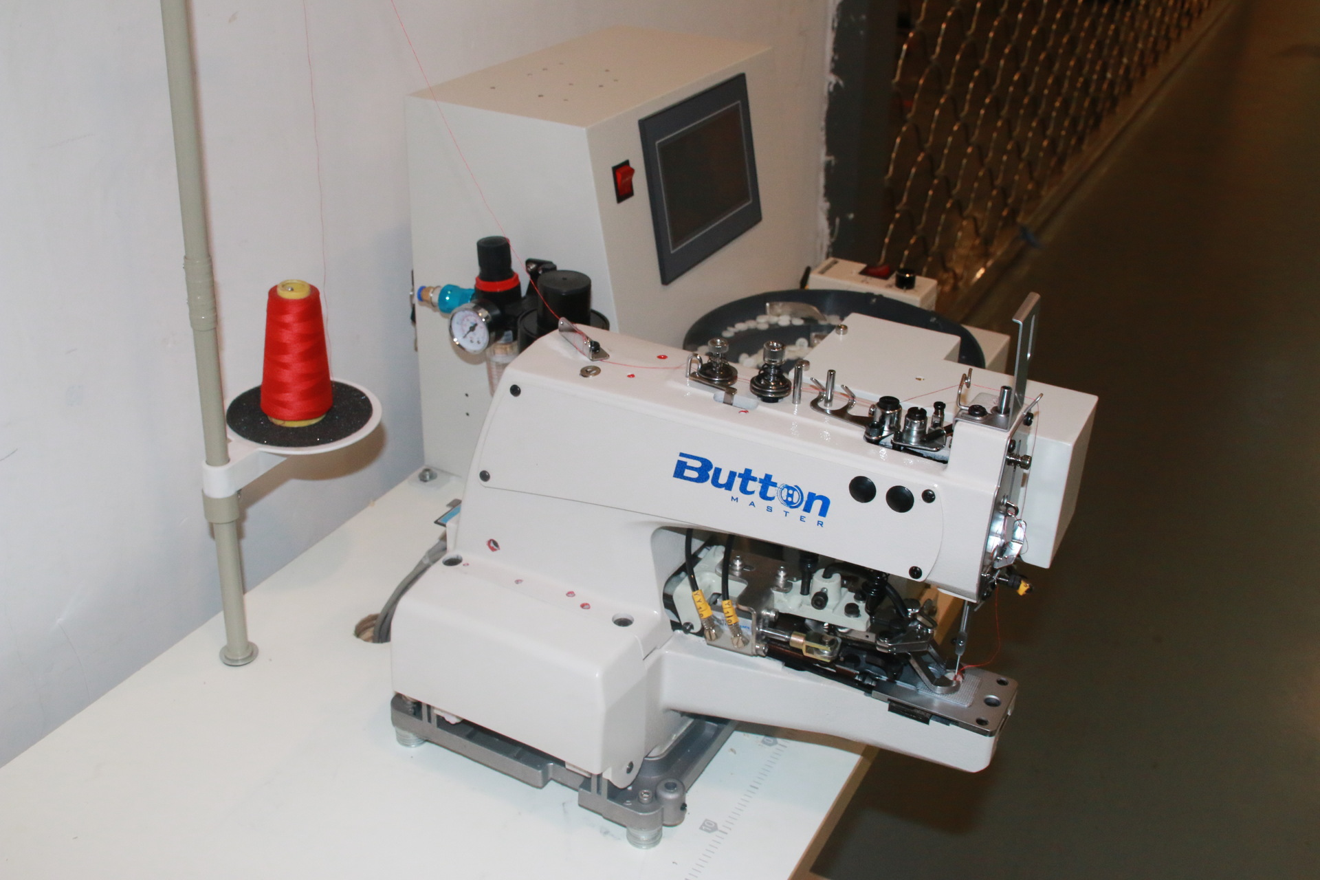 电脑自动送扣订扣机衬衣钮扣机373钉扣机钉钮机扣子缝扣机