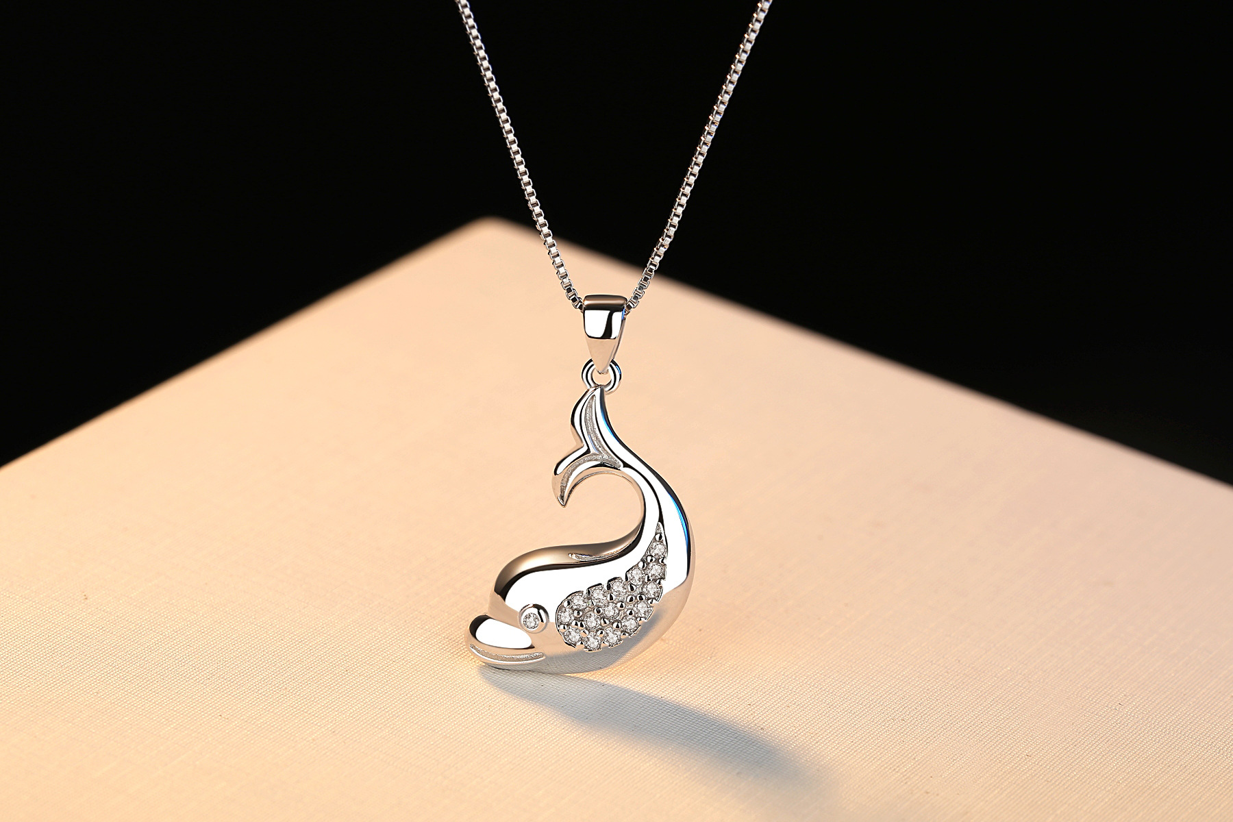 日韩版简约吊坠海豚项链时尚饰品饰锁骨链欧女项饰批发一件代发