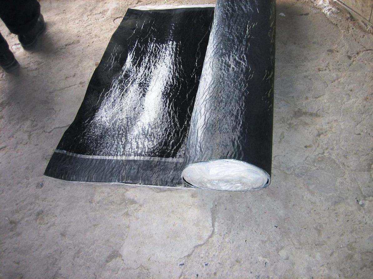 自粘防水卷材
