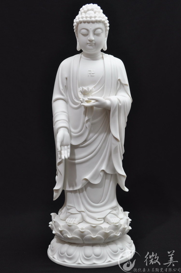 其中:释迦牟尼佛手托钵;阿弥陀佛手托莲花;药师佛手托塔;需要哪个法器