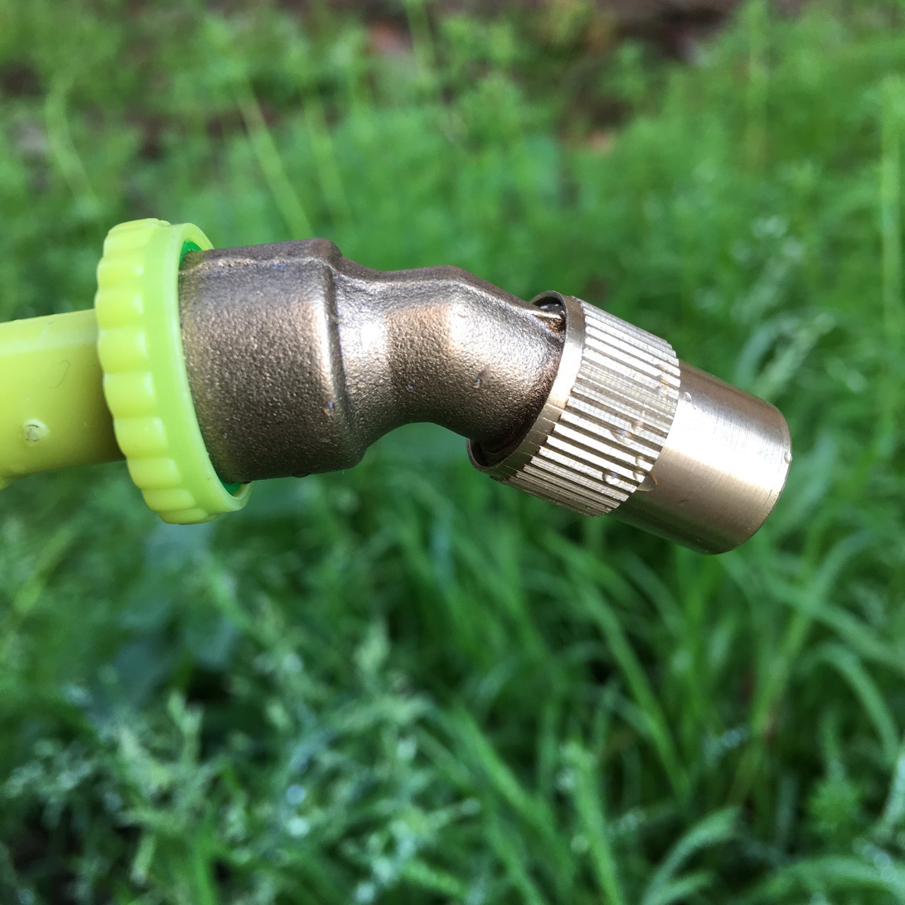 厂家批发电动喷雾器配件单眼黄铜喷头农用雾化高压喷嘴1415现货