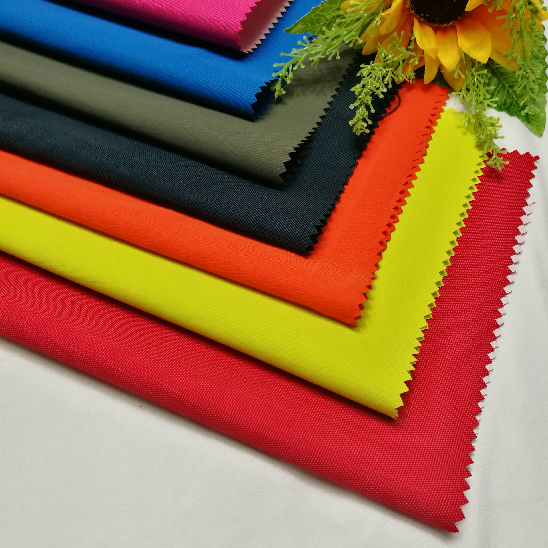 320t横条锦纶塔丝隆pa尼龙面料防水透气涂层户外功能性冲锋衣布料