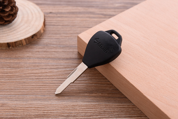 胶3号绿源电动车钥匙胚 摩托车钥匙胚 电动车钥匙胚厂家批发