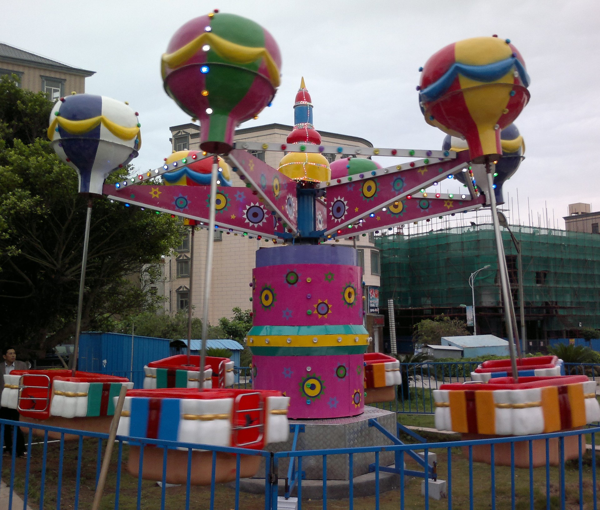 桑巴气球 游乐设备桑巴气球 大型户外游乐设备 新款游乐设备