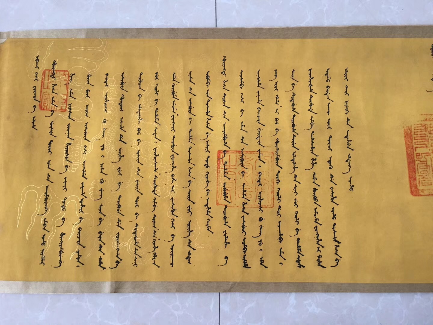 厂家热销汉文满文双语卷轴圣旨古玩批发仿古字画十大皇帝御批圣旨