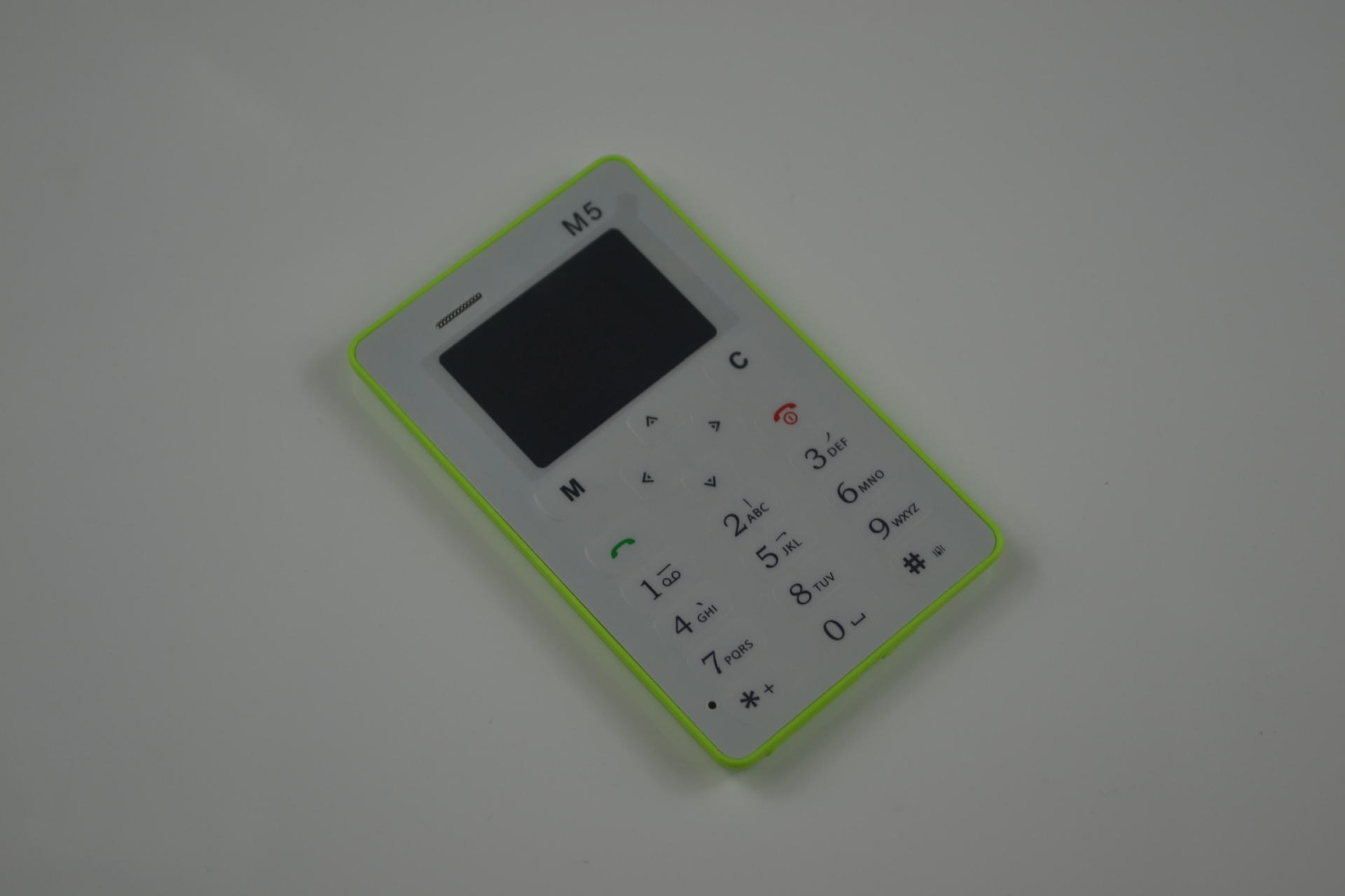 2018年新款迷你超小儿童手机迷你个性袖珍学生超薄卡片手机