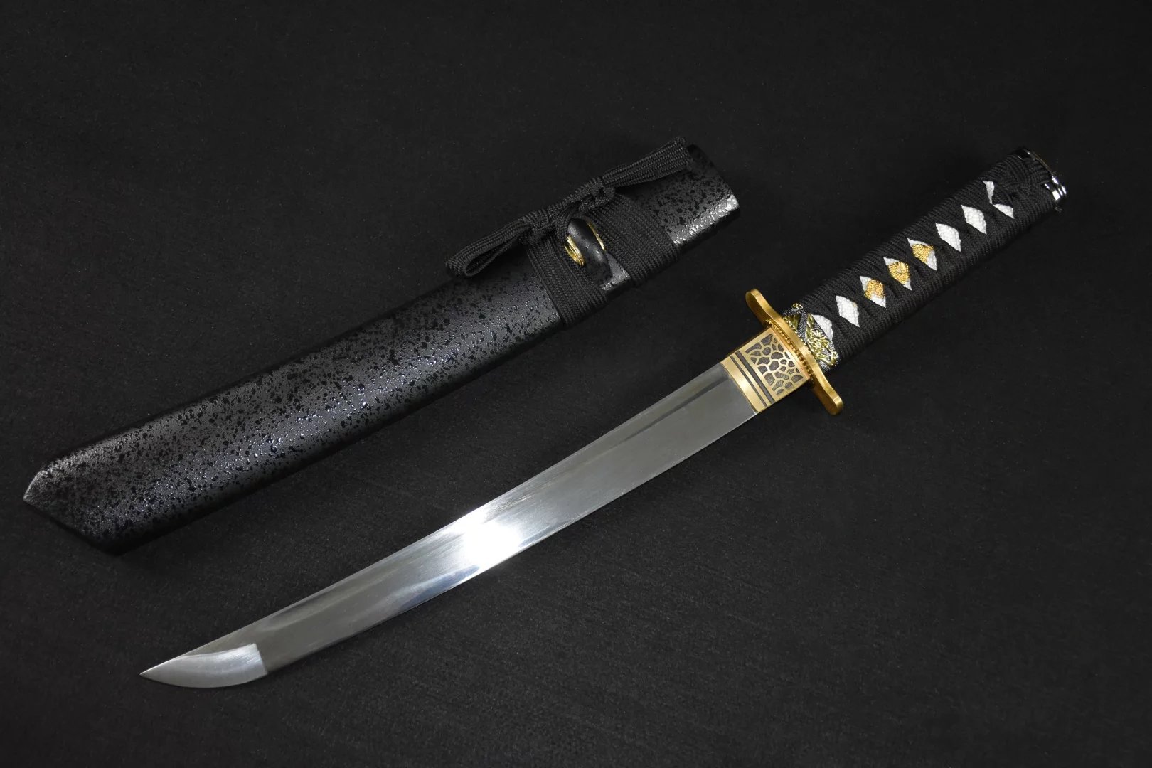 正品龙泉刀剑高锰钢纯铜护手武士短刀 收藏小刀车载防护未开刃