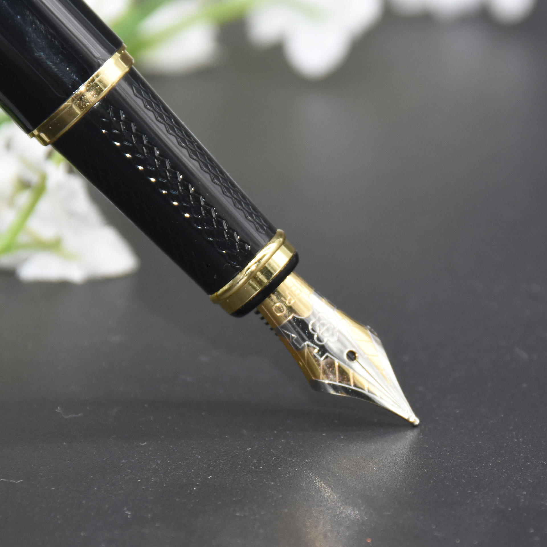 英雄钢笔1501黑丽雅金属杆笔宝珠笔办公签字笔logo定制