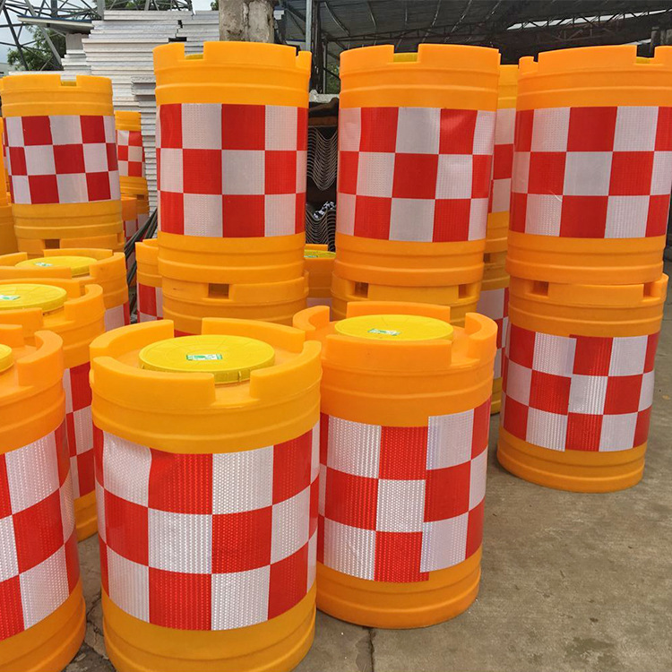 新料滚塑防撞桶 塑料分道桶 道路施工隔离桶高速进出口警示防撞筒