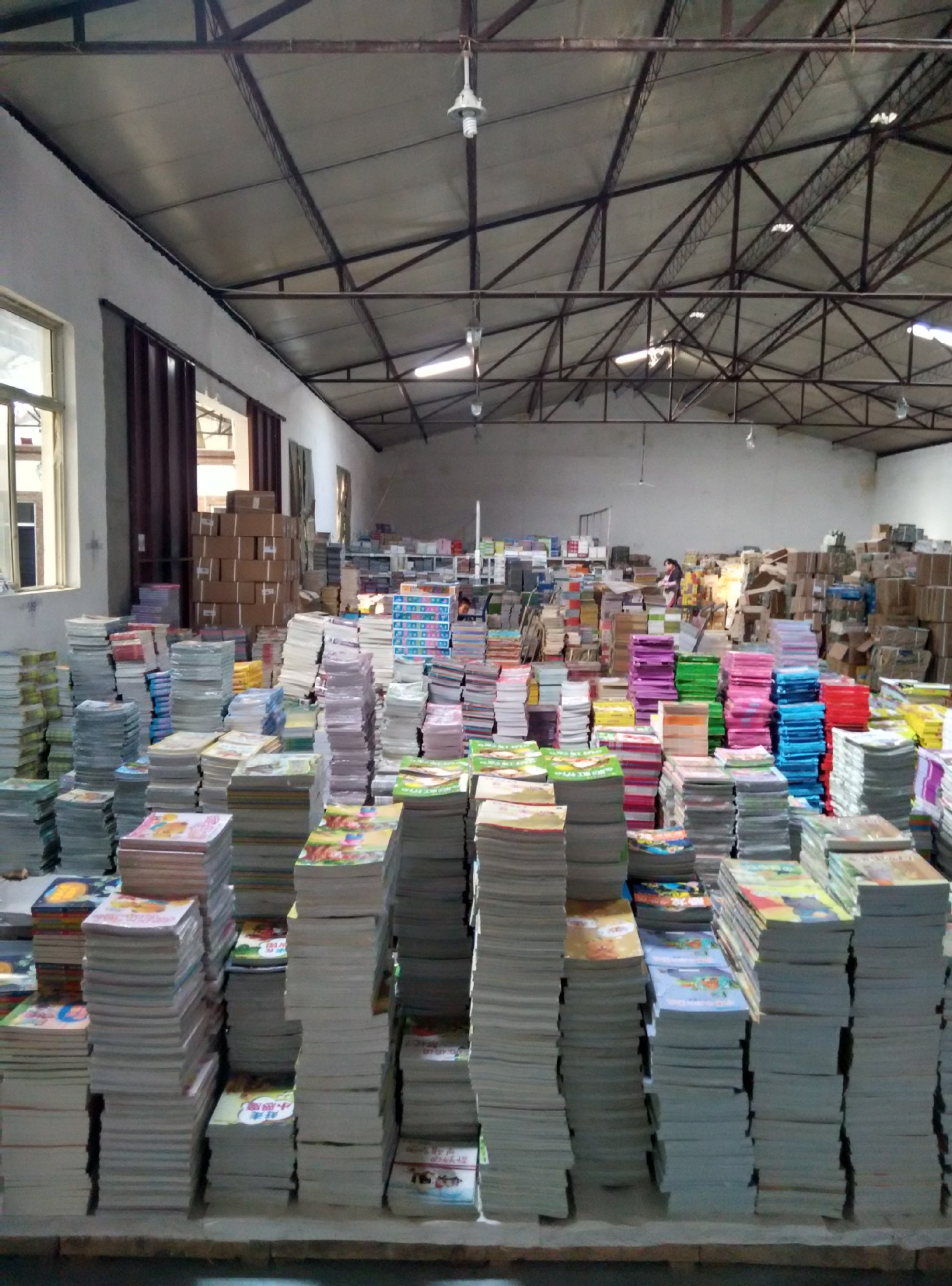 小黄牛课外阅读 儿童手工 绘本批发近3000种1-3折适图书室馆配