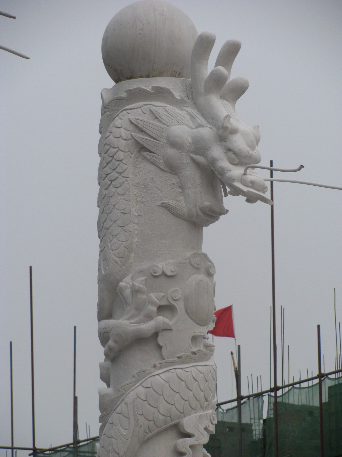 供应石雕盘龙柱大理石龙凤柱雕塑庭院园林大型景观装饰户外摆件