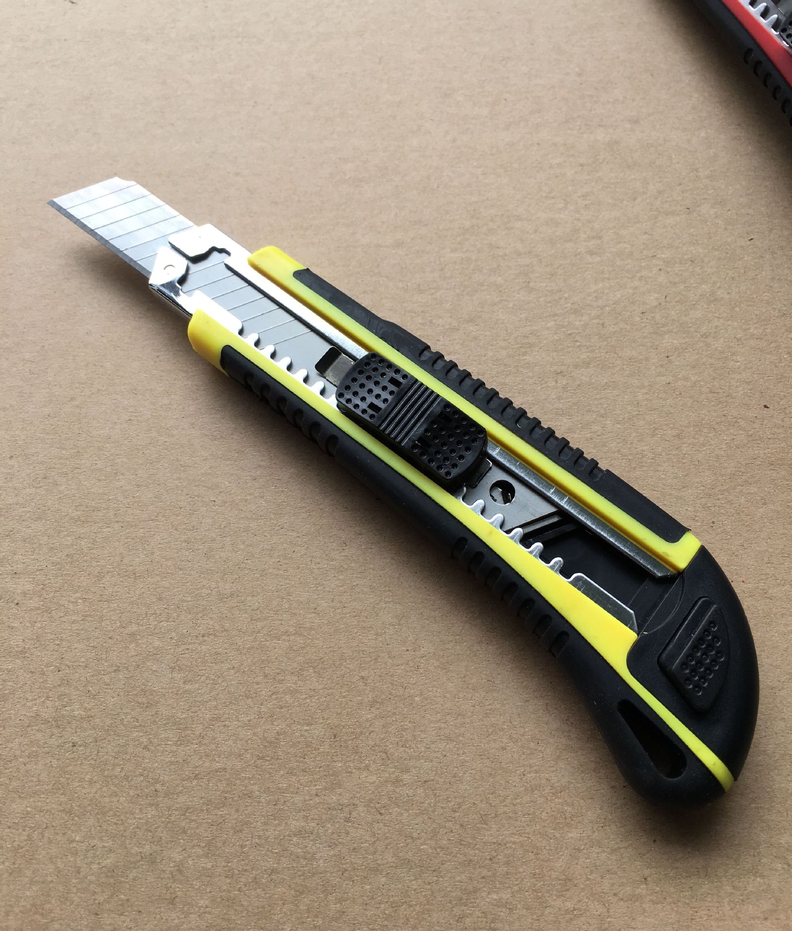 永拓美工刀【源头厂家】美工刀刀片单发美工刀壁纸刀工具刀1880