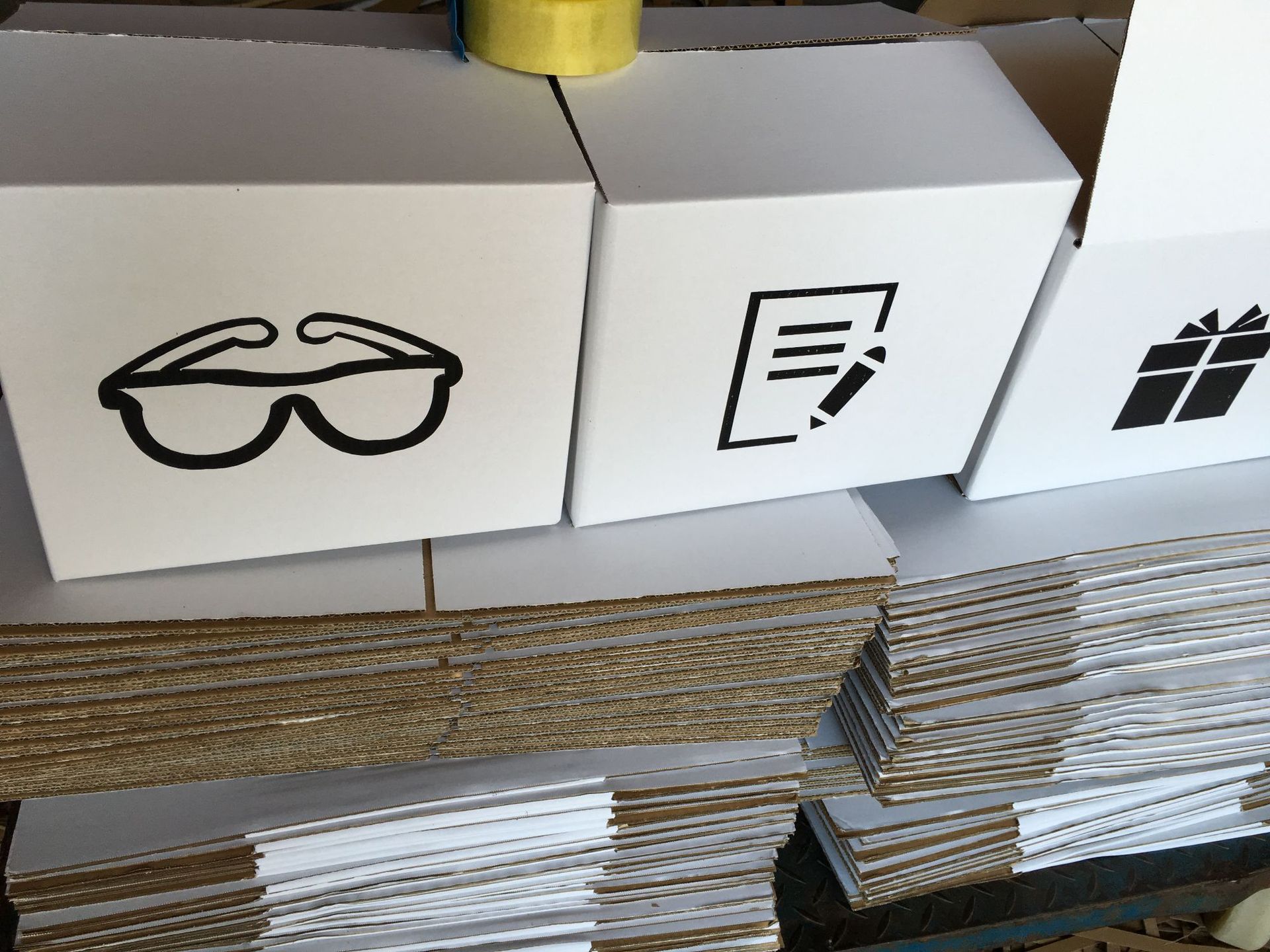 宁波余姚定制三五层瓦楞白色纸箱订做 白色纸盒少量订制空白箱子