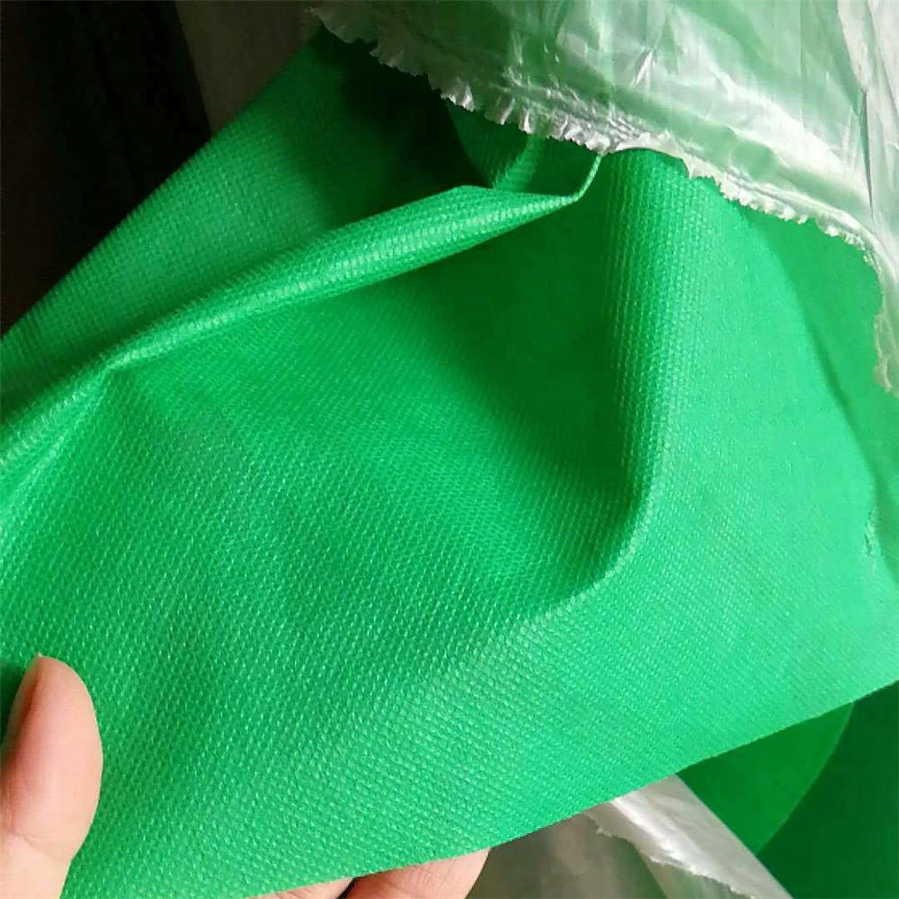 绿化防护无纺布防寒布草坪绿化草坪种植草皮种植养护使用防寒御寒