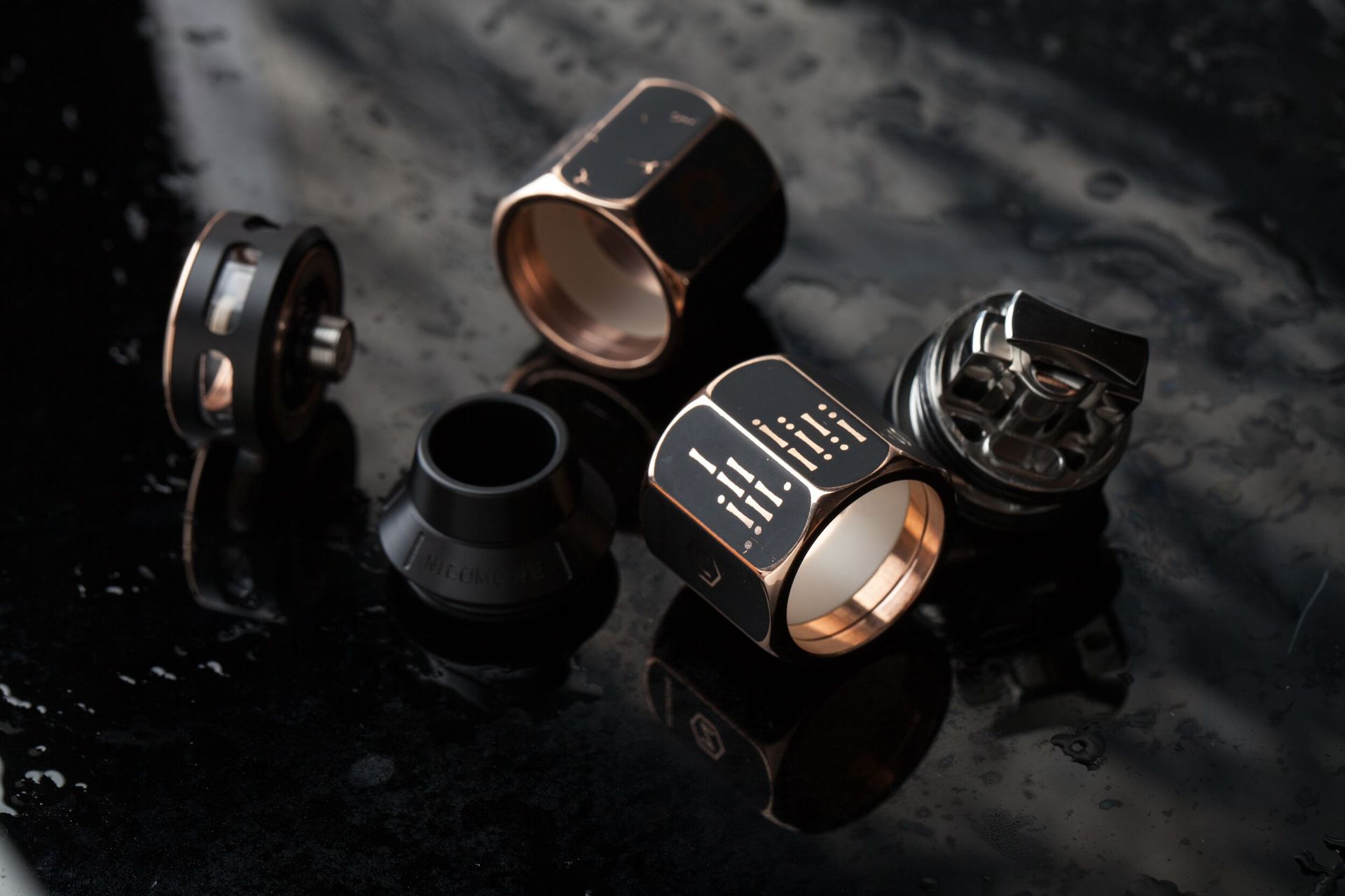 新款m1雾化器可储油滴油rdta火爆来袭金属质感霸气沉稳大烟雾口感