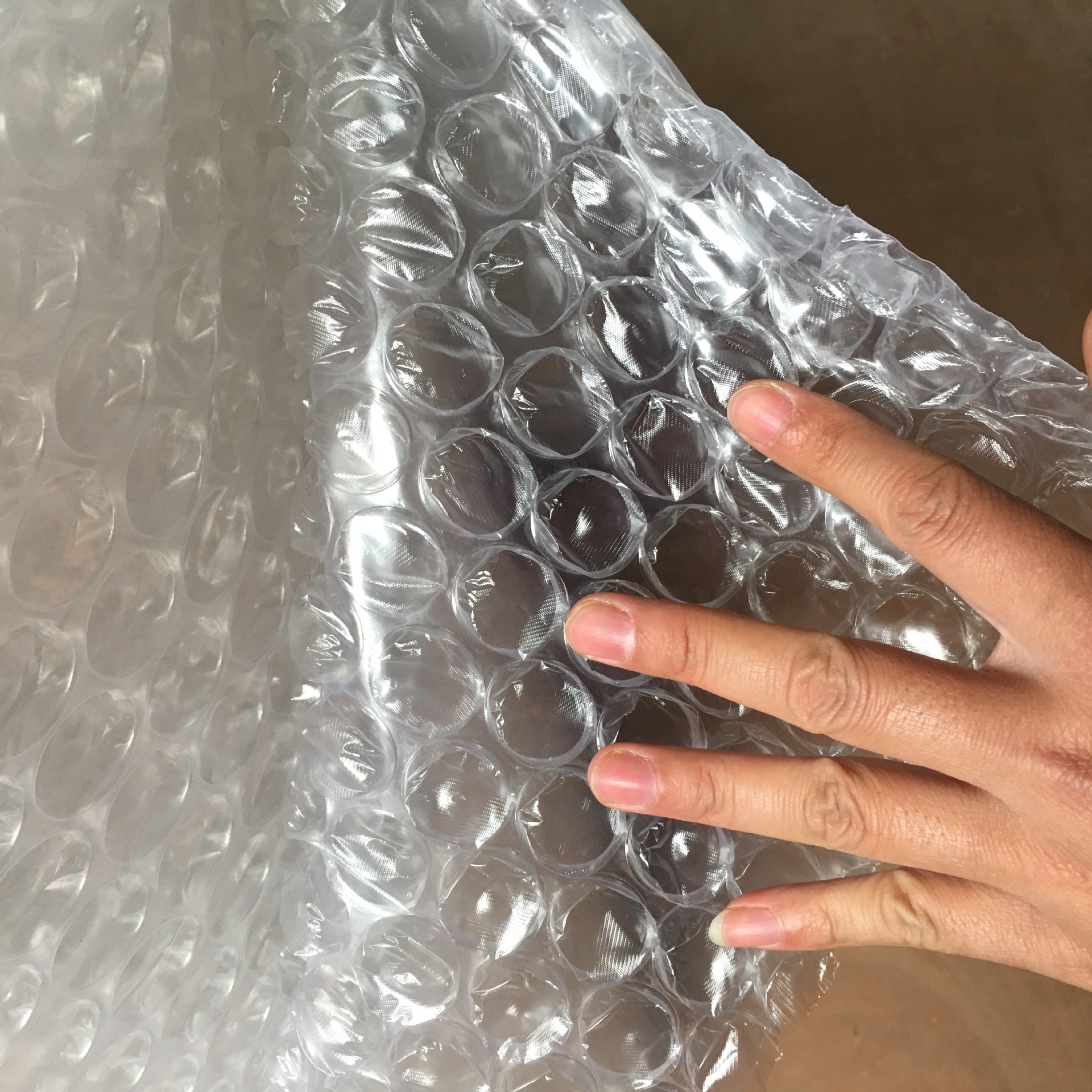 大泡气泡膜_大泡气泡膜 加厚气垫膜100cm宽防震新料包装膜 批发定做 -