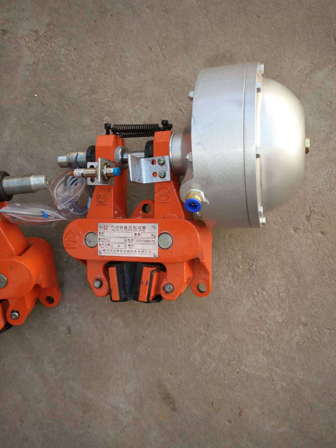 气动盘式制动器cqp12.7-a焦作现货武陟工业失电制动器