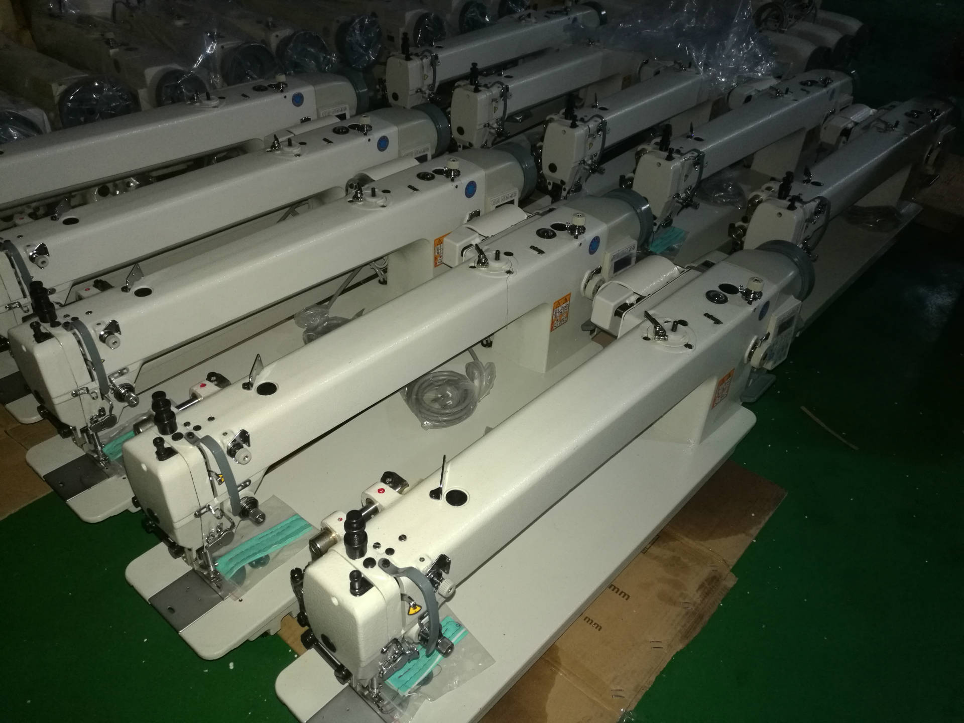 电脑长臂绗棉机 帐篷座垫绗缝机 千业0303dy床垫皮革厚料同步车