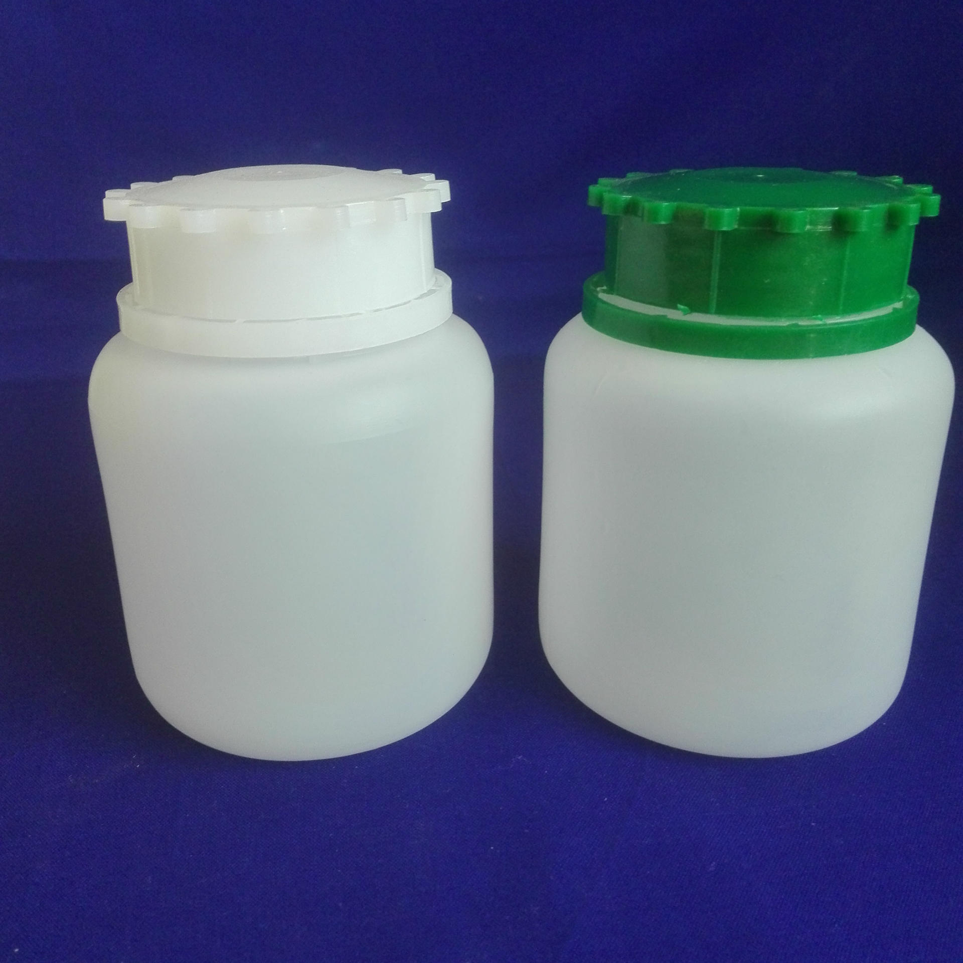 现货直销 乳白广口直口 粉 固体250ml塑料瓶化学试剂瓶卫仕瓶