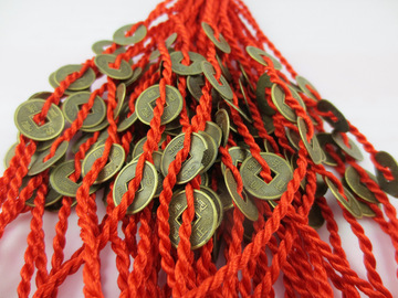 暑假外出旅游热销情侣铜钱红绳子手链  小礼物时尚三民钱男女手绳