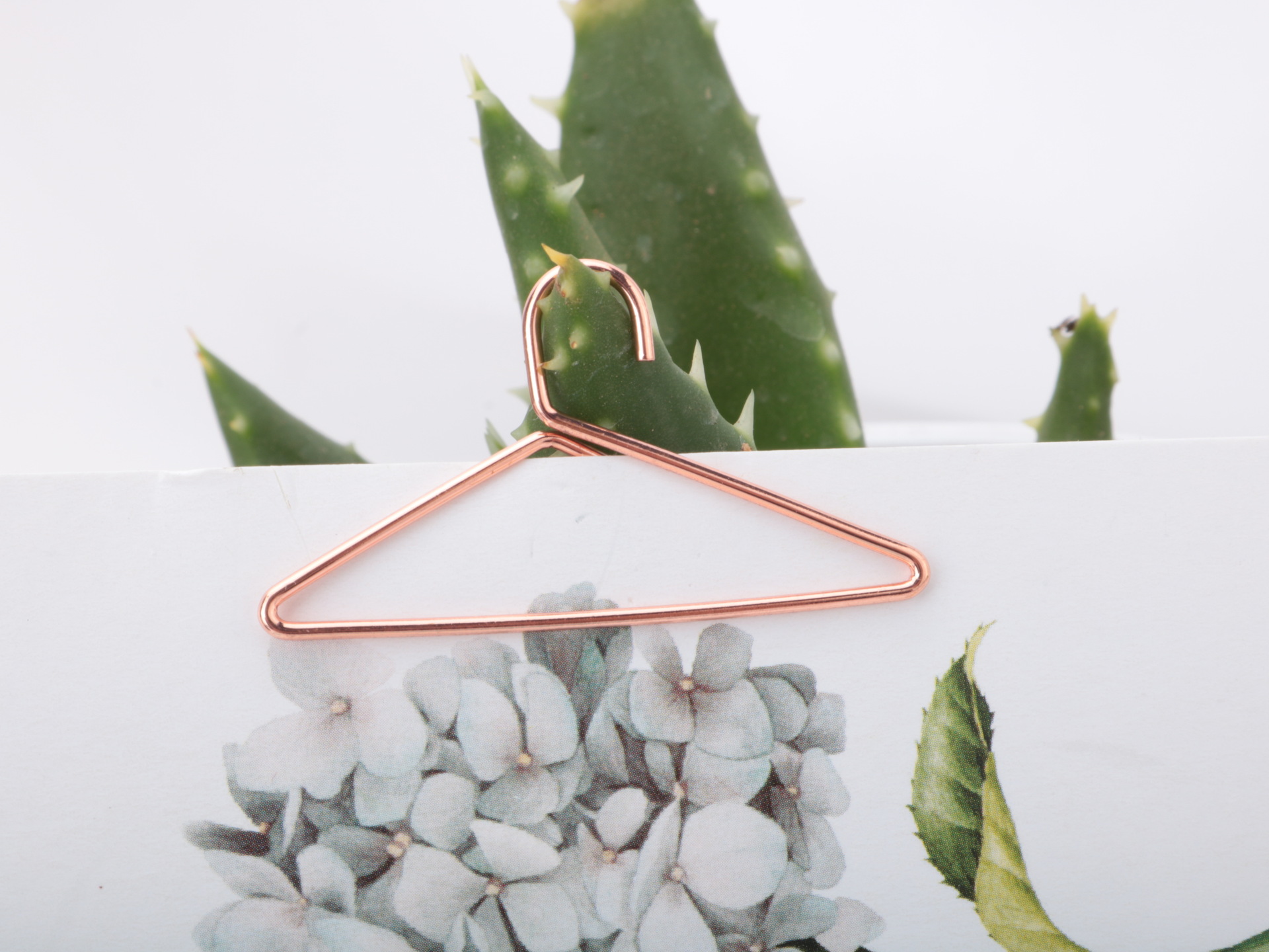 正旗玫瑰金小衣架回形针 定制金属曲别针 办公财务手账用品 现货