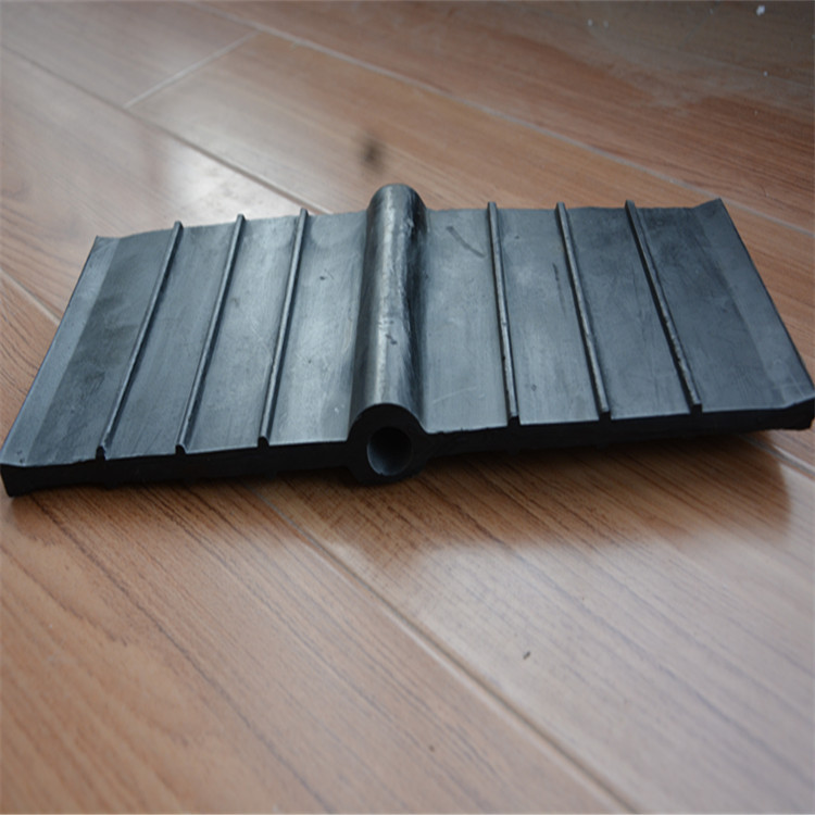 厂家供应 橡胶止水带 遇水膨胀橡胶止水带 国标15mpa 欢迎选购