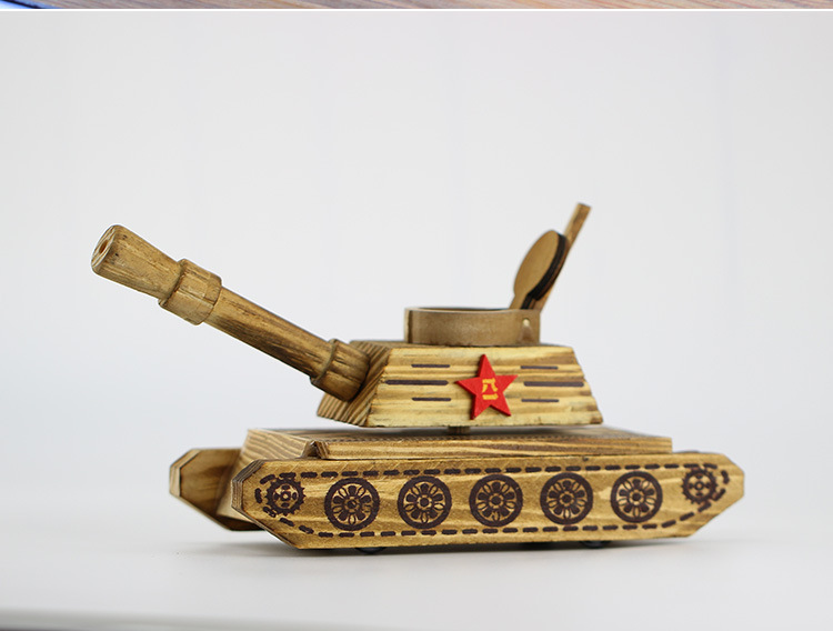 云和木制玩具厂直销仿真军事模型儿童玩具八一坦克木质工艺品摆件