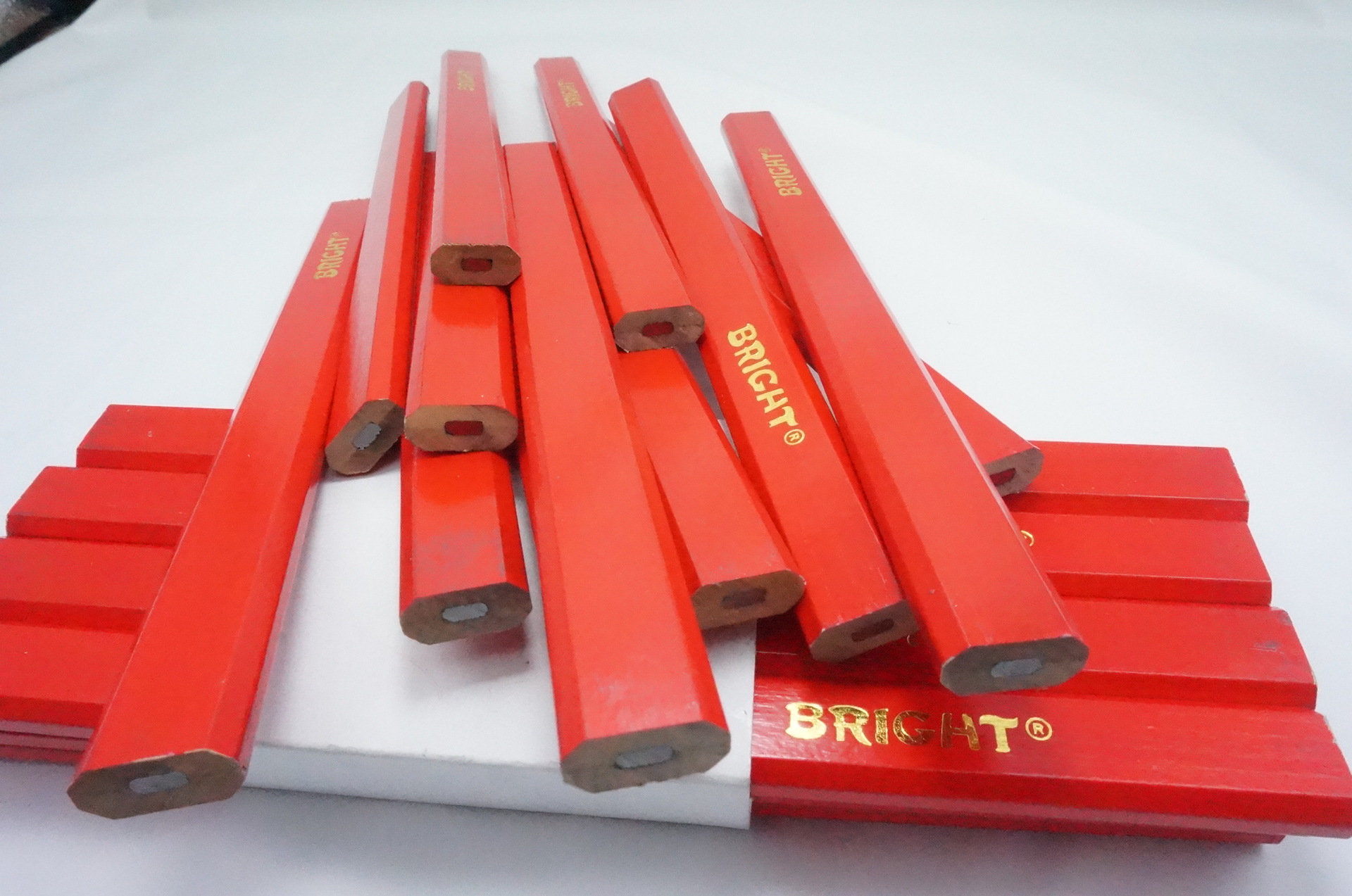 厂家直销大八角木工笔 宽扁打木工笔扁平芯黑色木匠铅笔 可印logo