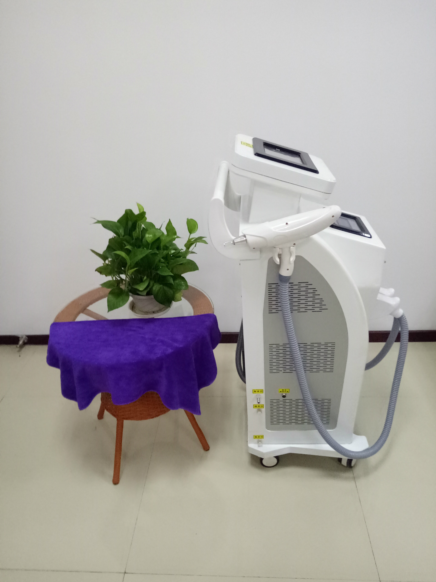 四合一opt多功能冰点无痛脱毛机激光洗眉祛斑黑脸娃娃美容院仪器