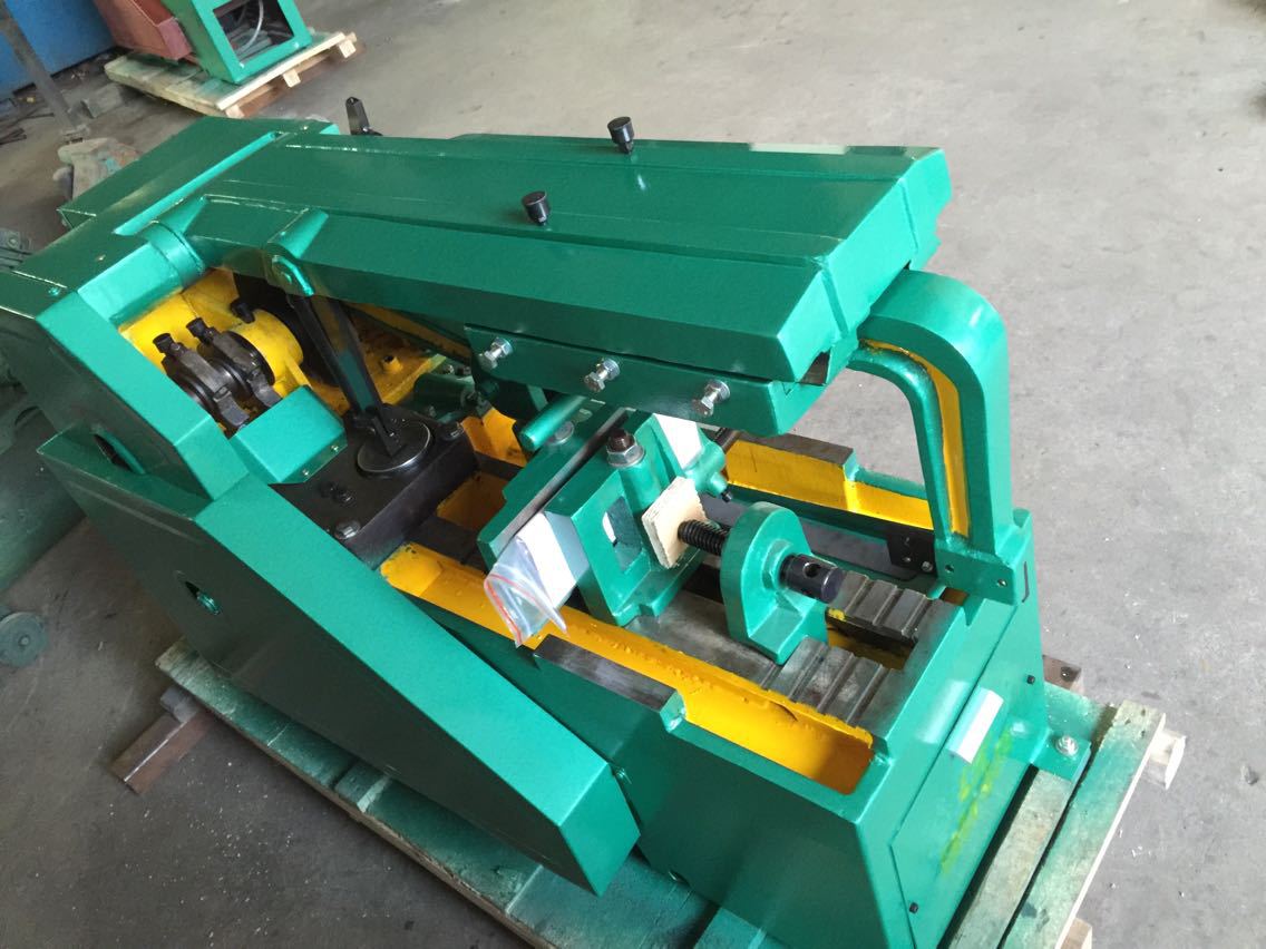 液压弓锯床g7025国外客户常用弓锯床7025现货供应