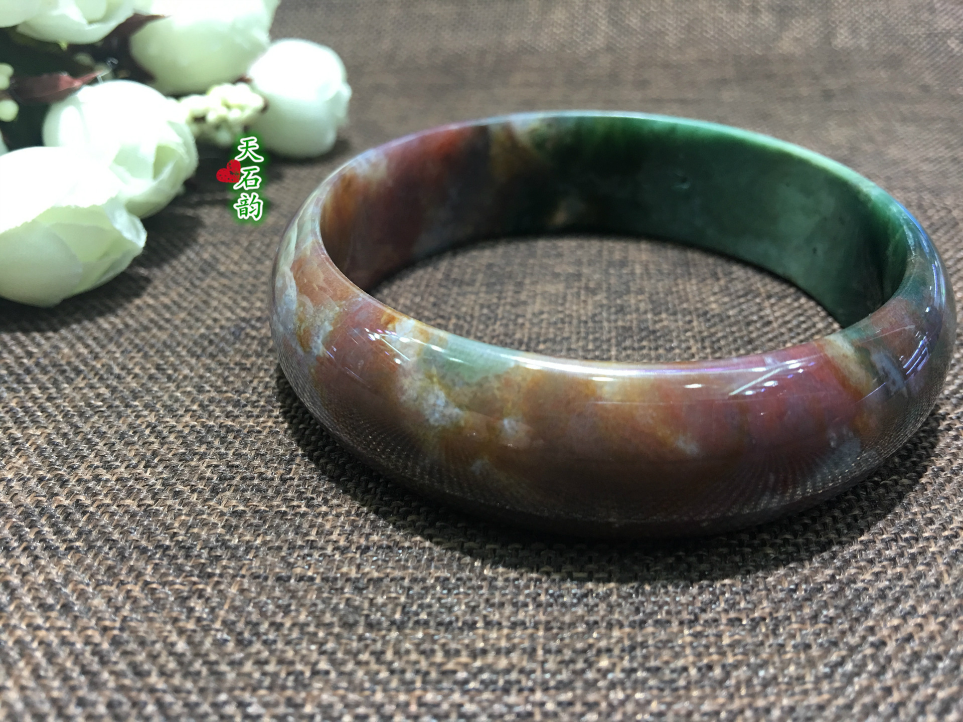 七彩玉手镯天然玛瑙玉髓镯子厂家直销