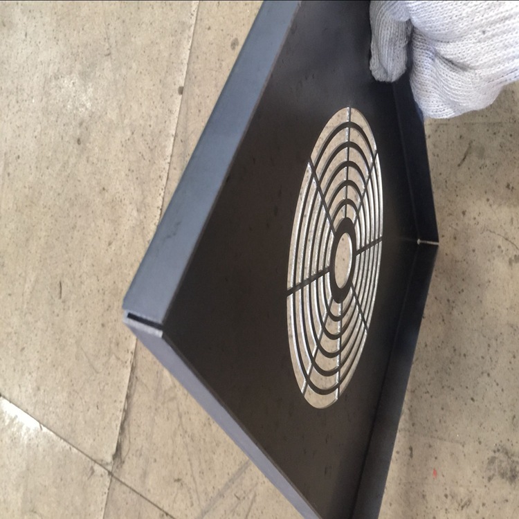 不锈钢散热器外壳百叶孔外壳激光切割加工 钣金加工厂