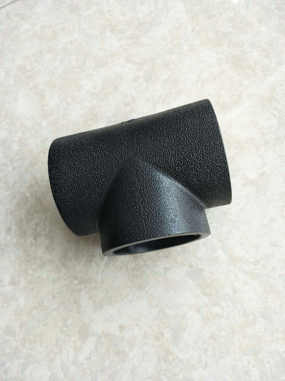 承插式等径三通