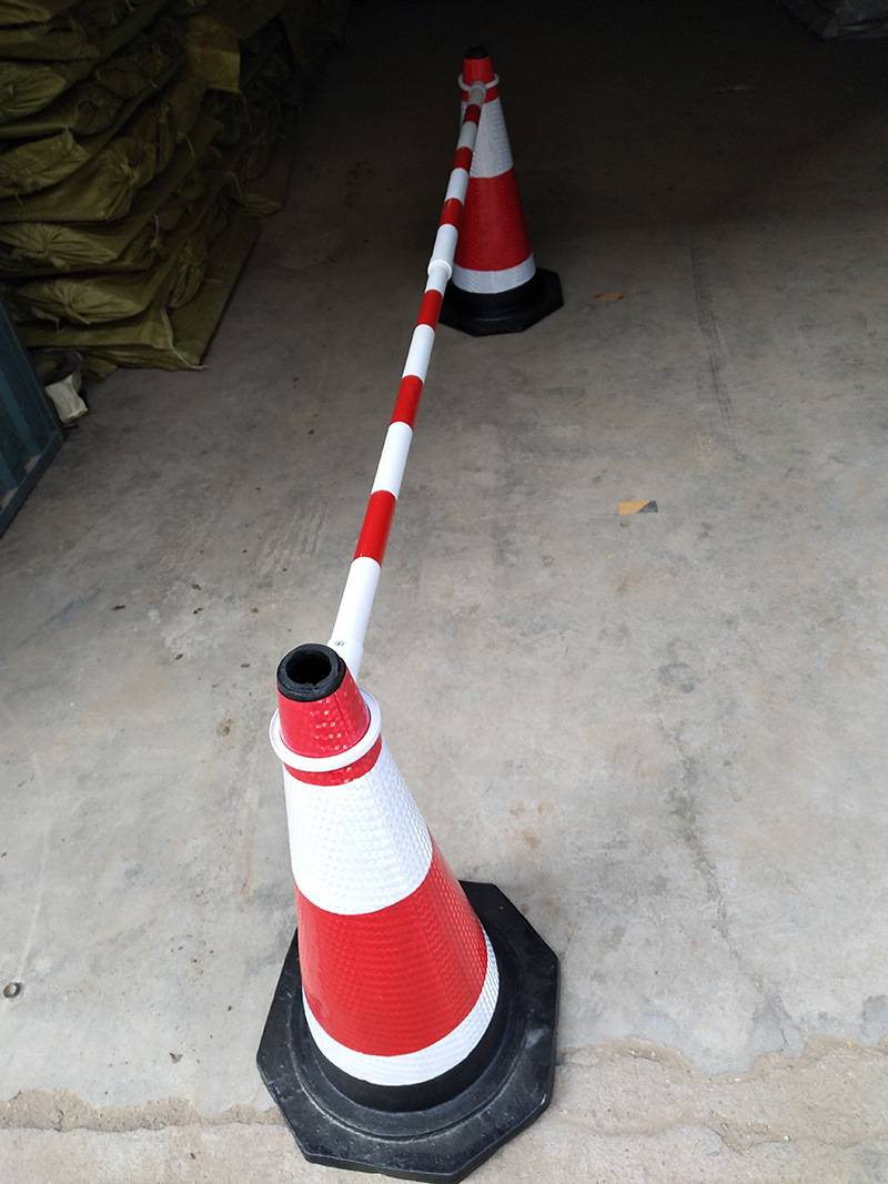 供应路锥连接杆伸缩杆红白隔离杆abs塑料杆 隔离警示杆 路锥专用