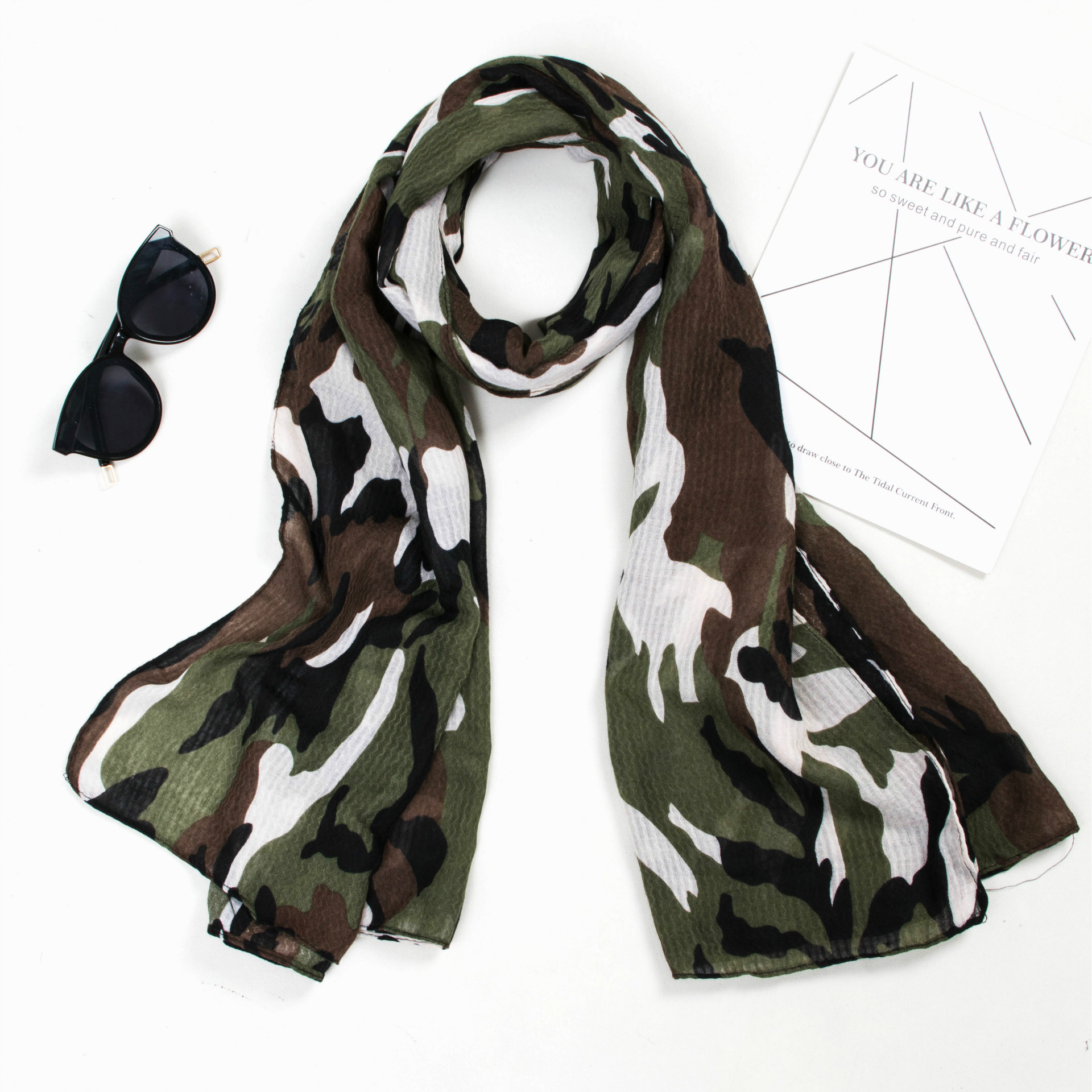 秋冬军绿色迷彩棉质长款围巾潮人百搭披肩男女情侣