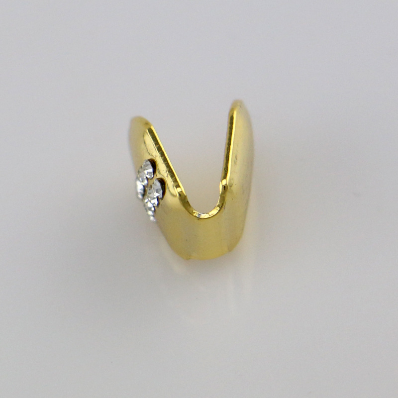 hip hop 18k电镀镶钻单颗金属牙套男女适用嘻哈牙套吸血鬼假牙