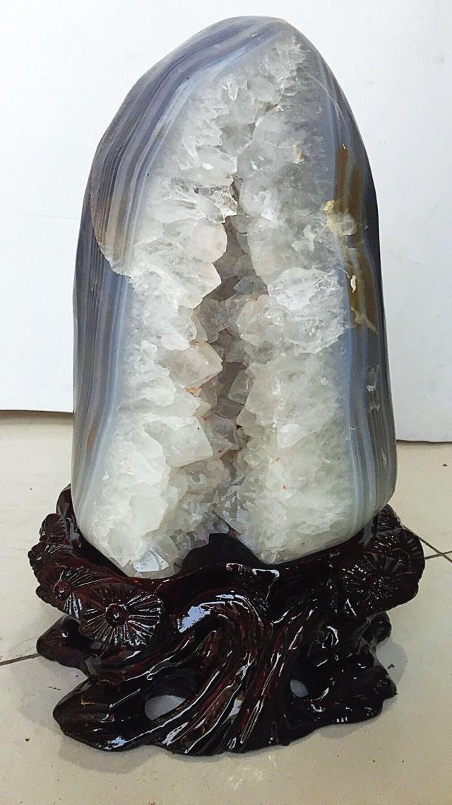 天然巴西玛瑙水晶摆件矿物晶体奇石观赏石原石自然石招财聚财收藏