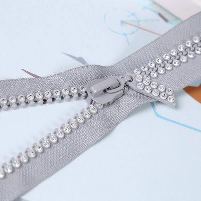 环保钻石拉链 10#钻石彩牙顺滑防爆衣服彩色拉链厂家批发定制