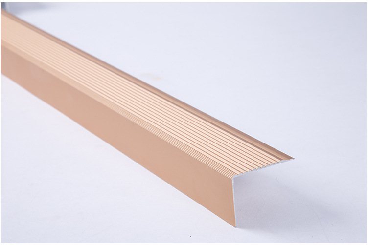 厂家直销 铝合金大直角扣条 楼梯防滑条 地板收边条装饰条