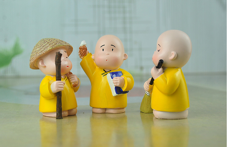二货小和尚汽车摆件 创意家居装饰品 厂家 树脂工艺品摆件