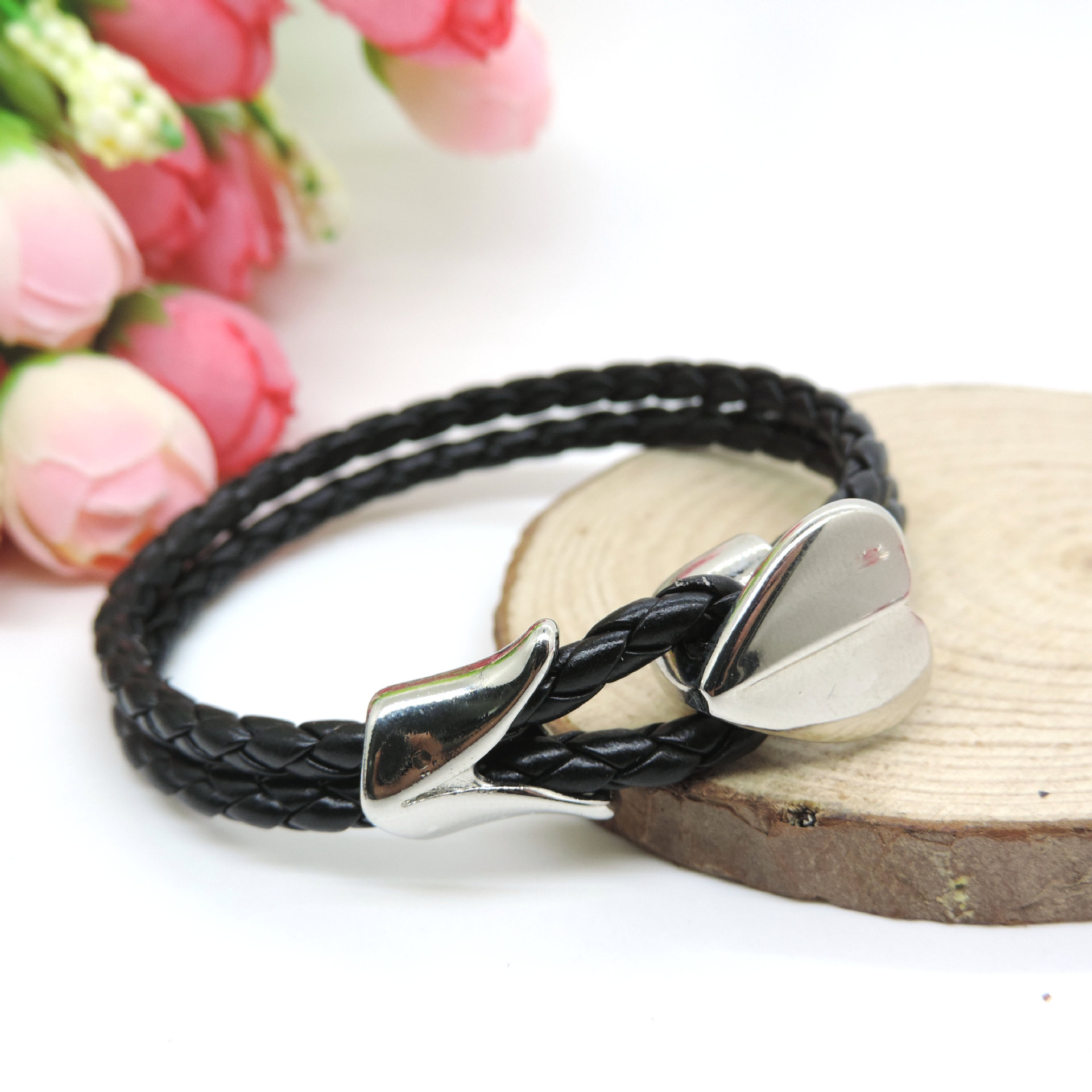 韩版时尚皮手链 简约多层缠绕明星款合金扣编织皮手链批发