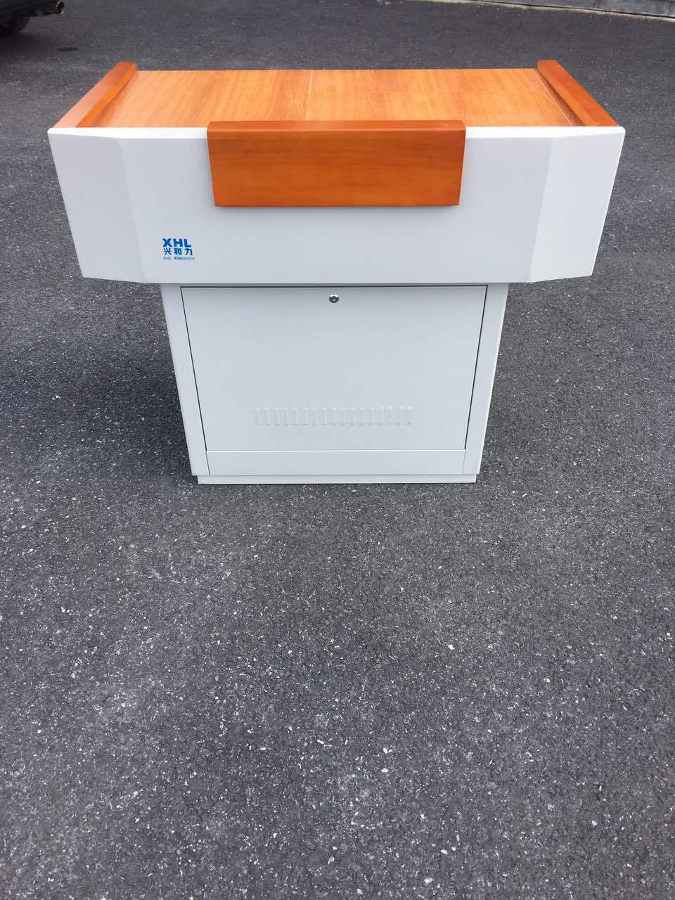 厂家多功能钢制多媒体讲台学生定制演讲台学校教室教师专用讲台桌