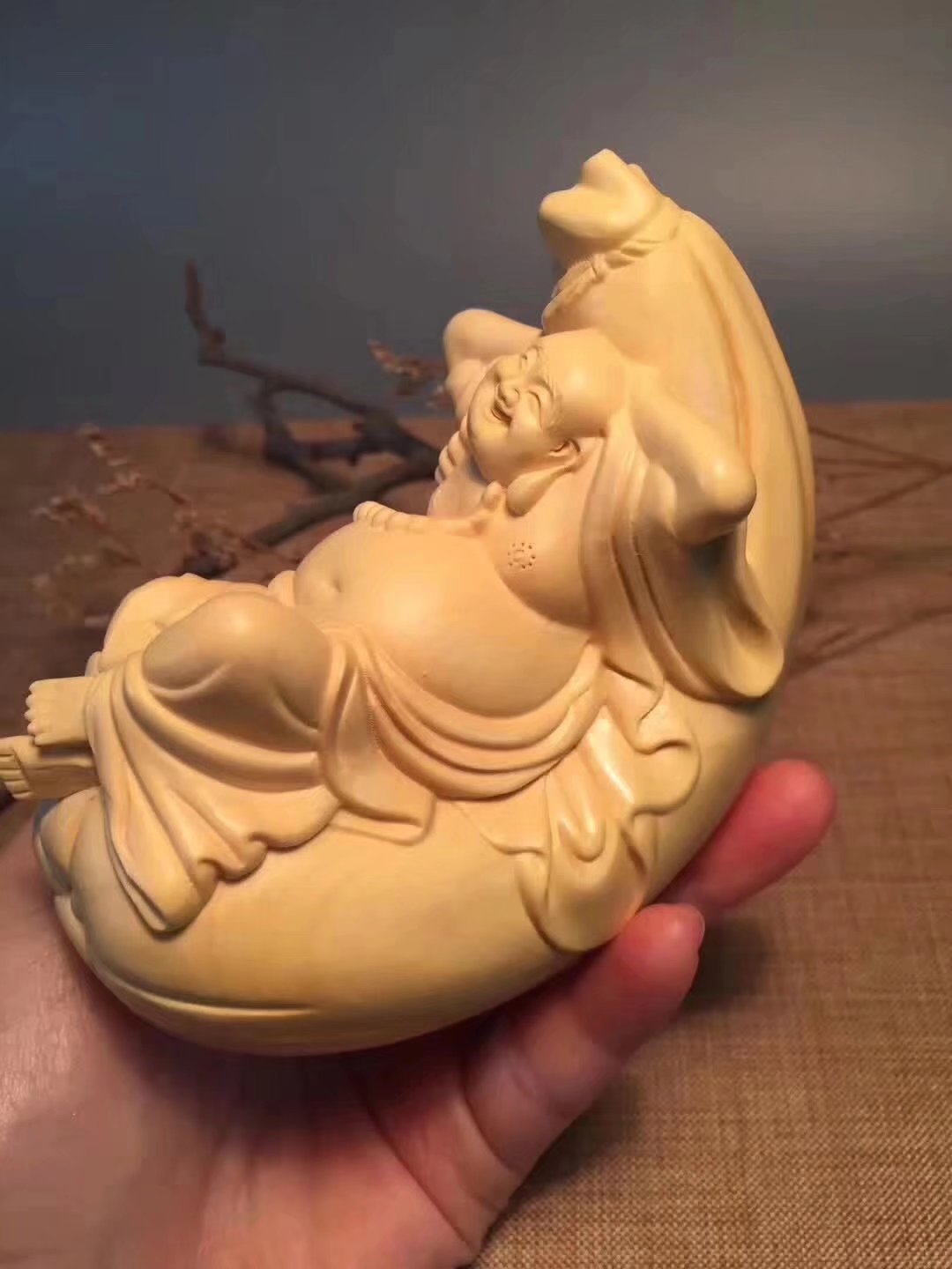 黄杨木雕弥勒佛抱头弥勒佛工艺品不倒翁家居汽车摆件笑佛人物