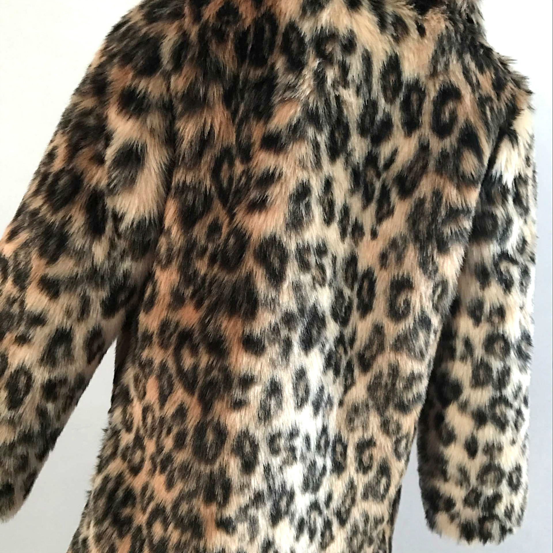 2017秋冬新款实拍外贸欧美翻领豹纹仿皮草毛毛加厚长款大衣外套