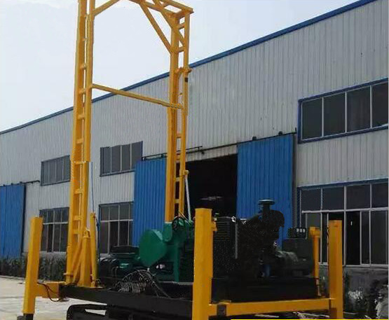 履带式spj-300水文水井钻机,履带式spj-300水文水井钻机价格厂家