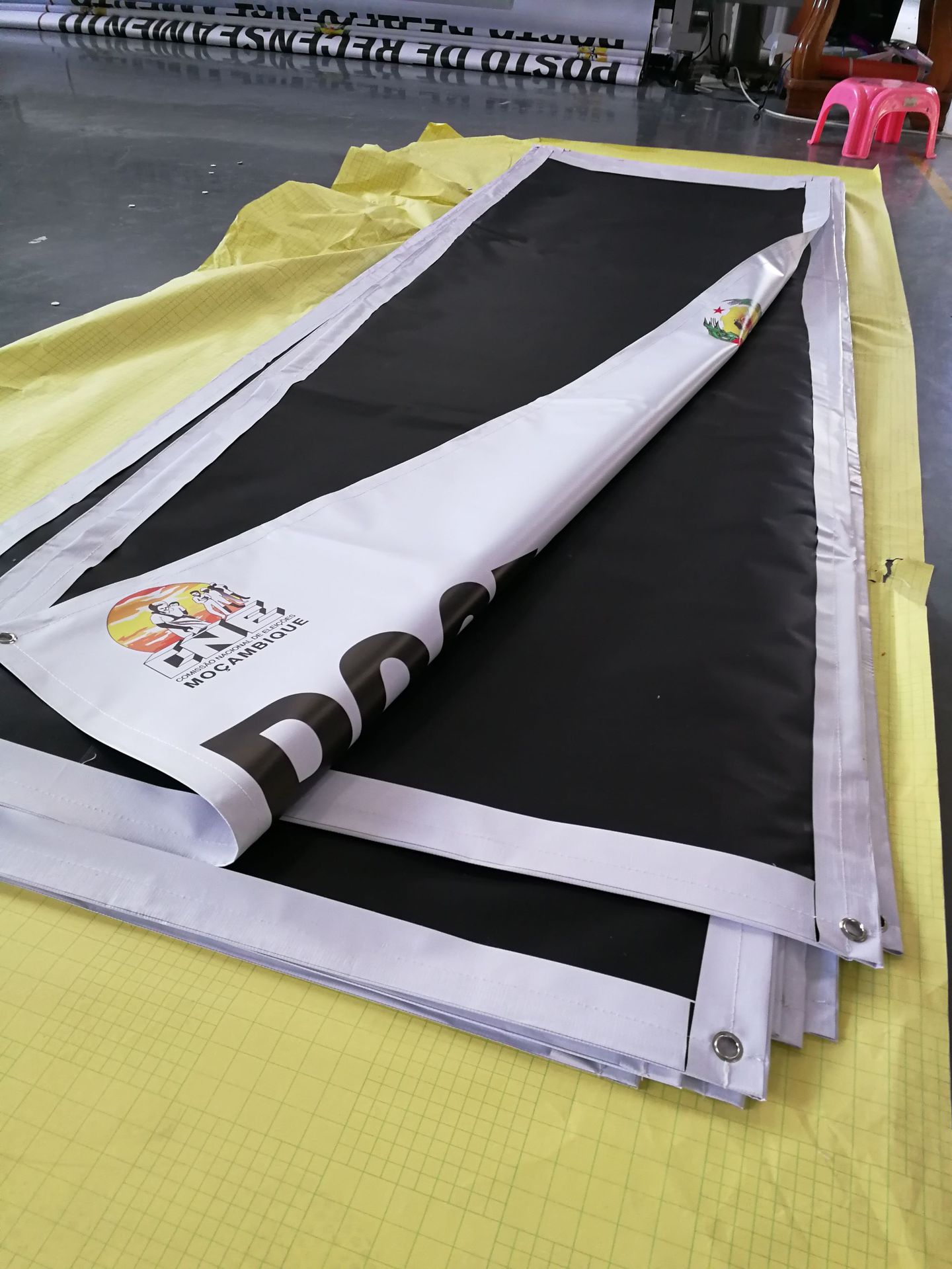 550黑底布440克黑底布uv喷绘数码喷绘广告打印户外pvc横幅喷绘布