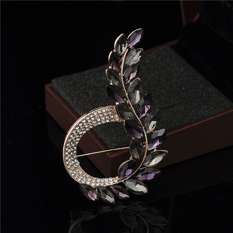时尚水钻合金胸针奢华紫色女胸花 凤之翼 欧美配饰气质胸花批发